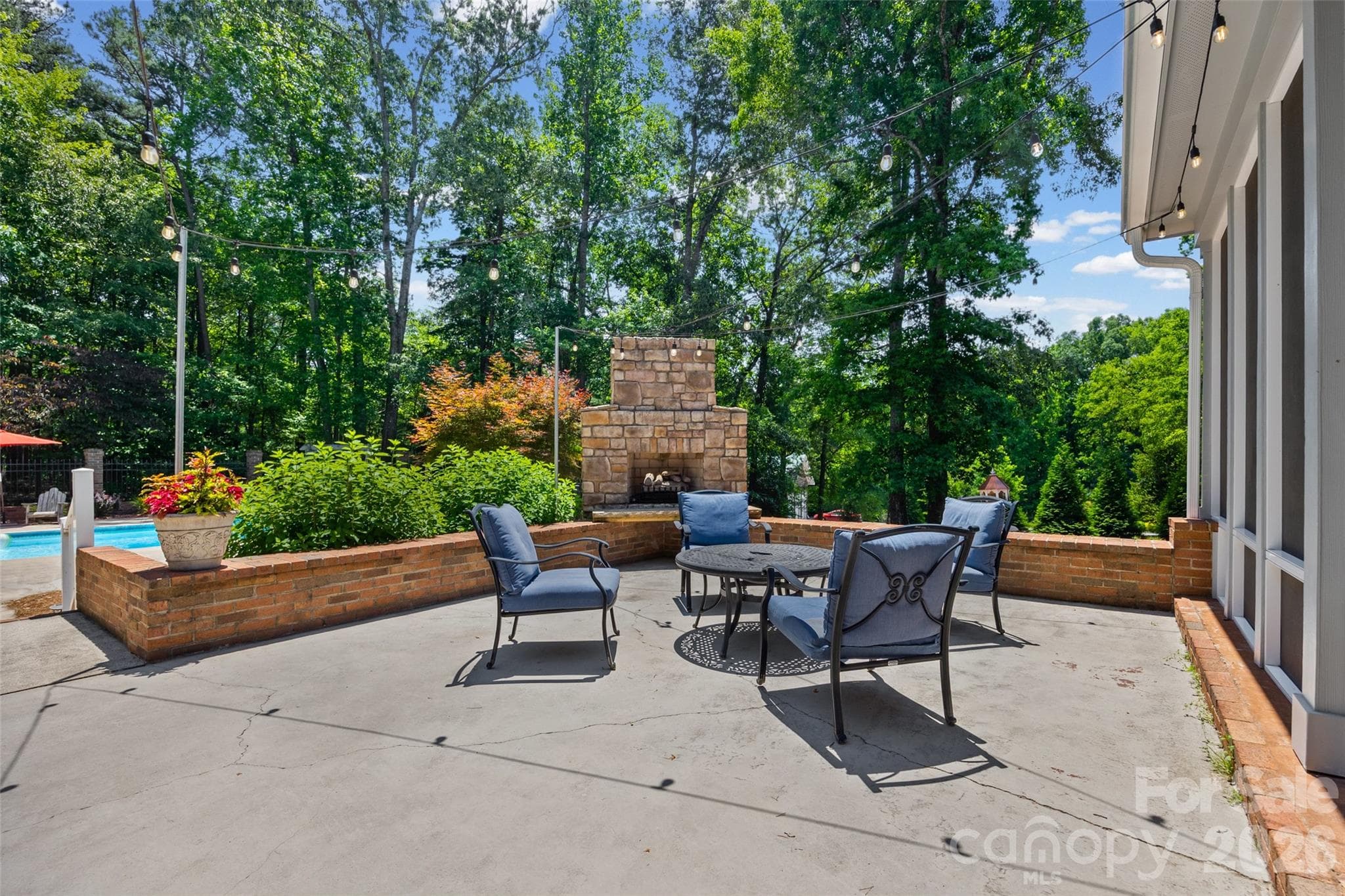 Single Family Residence at 16105 Langston Drive, Charlotte, photo 36 of 47