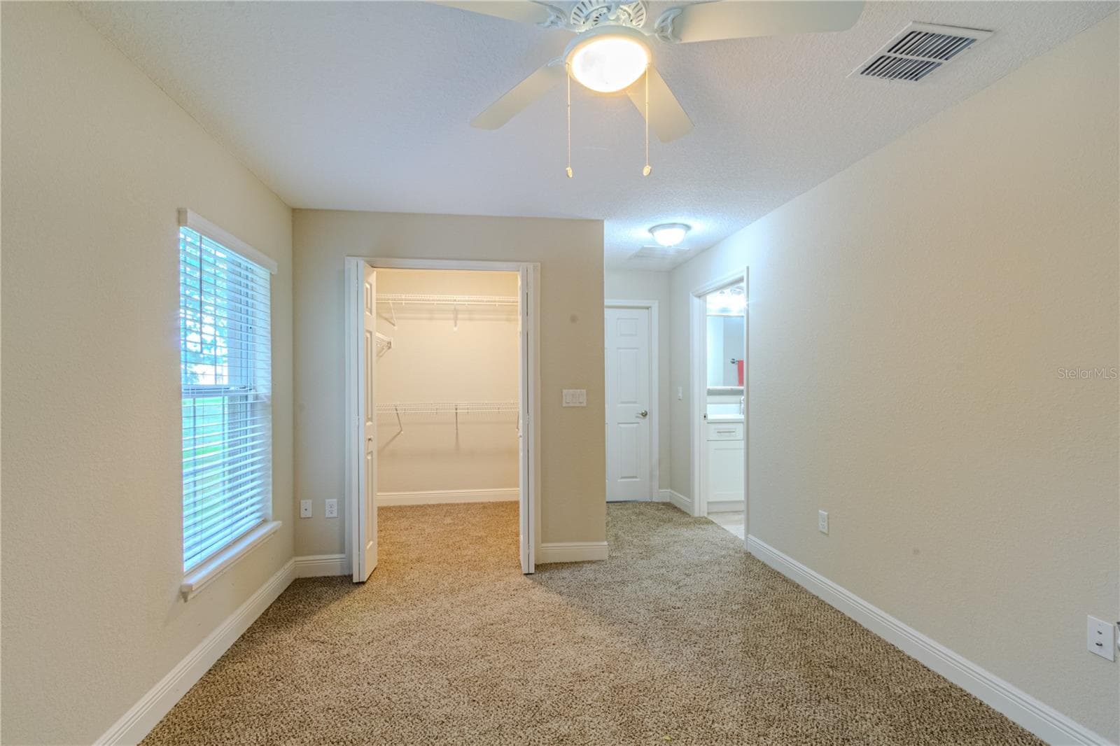 Single Family Residence at 8593 PLUMERIA AVE, ORLANDO, photo 10 of 21