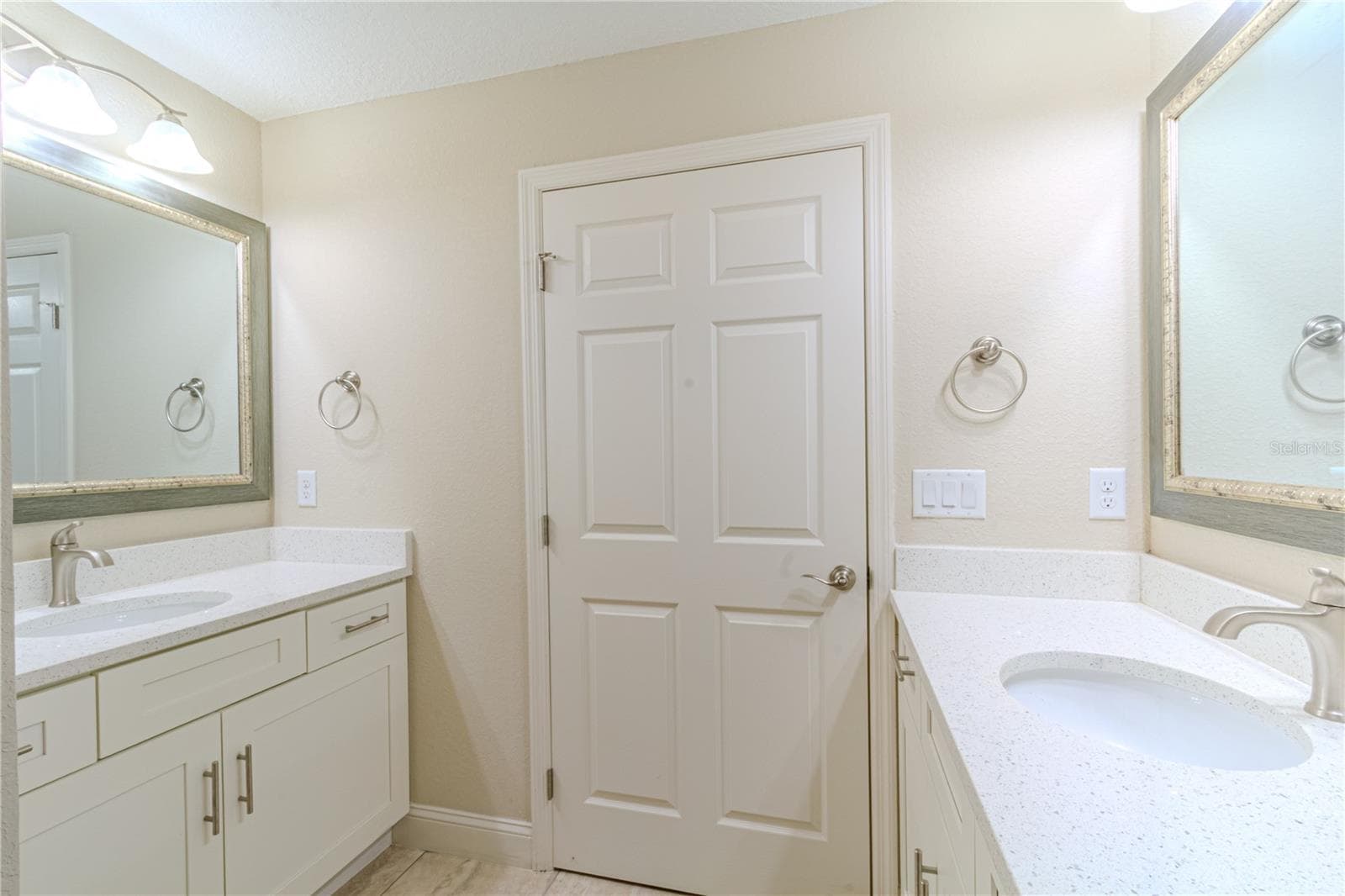 Single Family Residence at 8593 PLUMERIA AVE, ORLANDO, photo 13 of 21