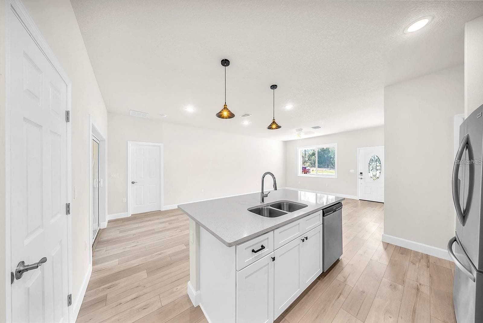 Single Family Residence at 15062 SW 63RD COURT RD, OCALA, photo 6 of 40