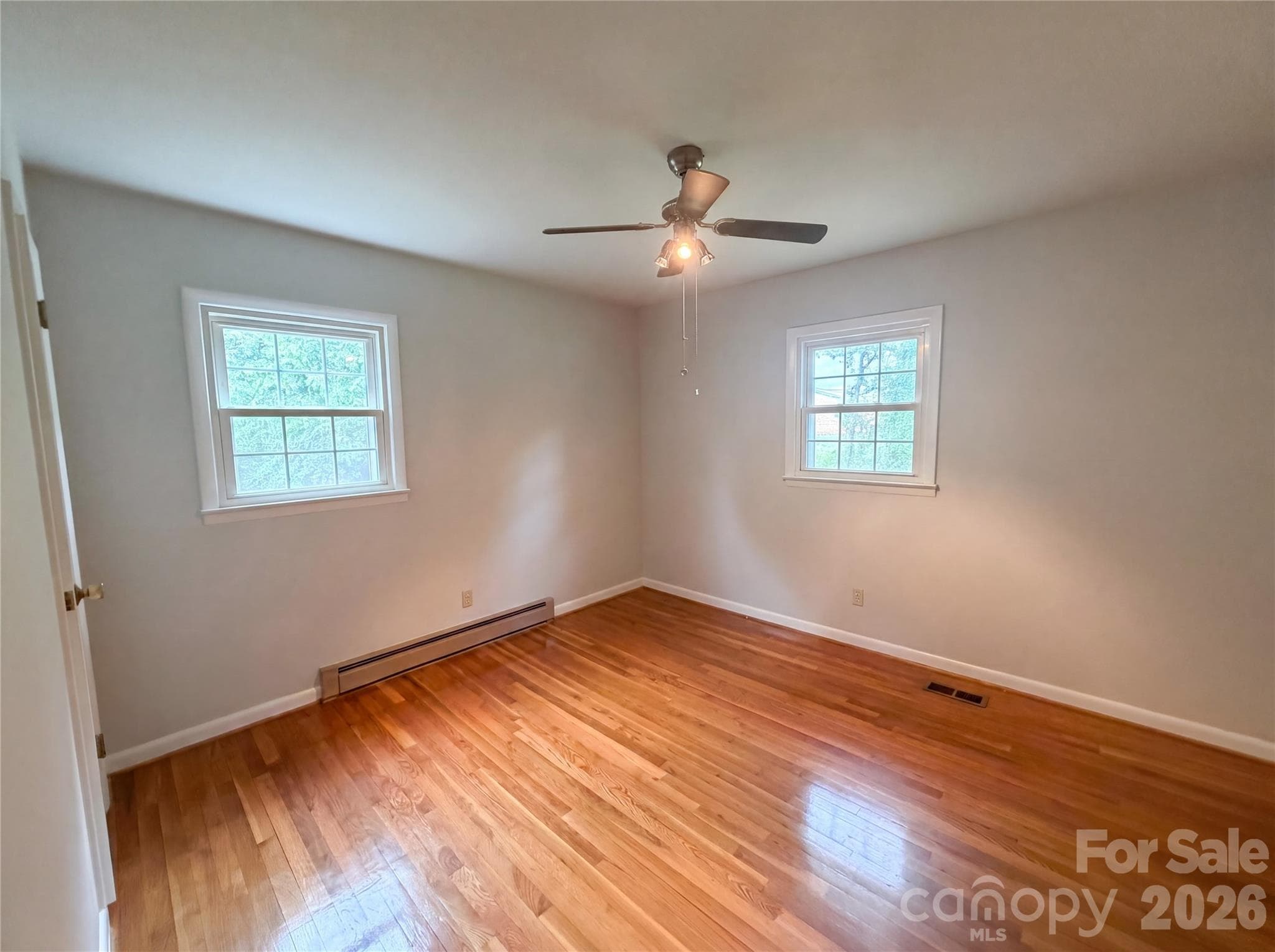 Single Family Residence at 318 Mitchell Street, Belmont, photo 12 of 18