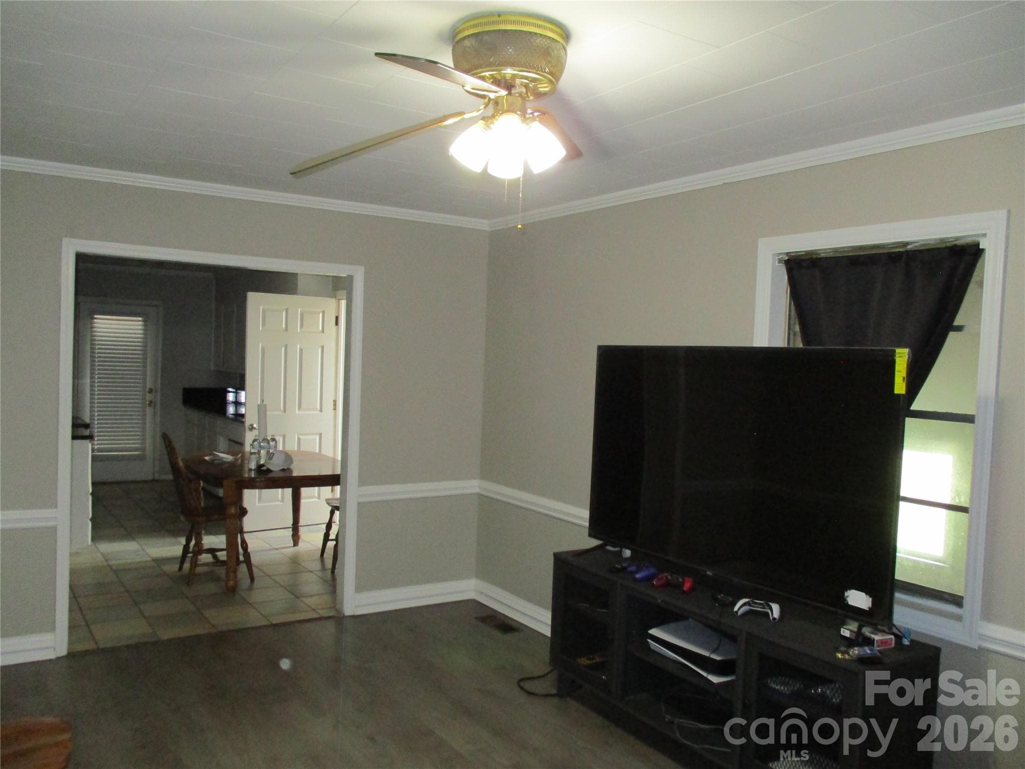 Single Family Residence at Belmont, photo 4 of 21