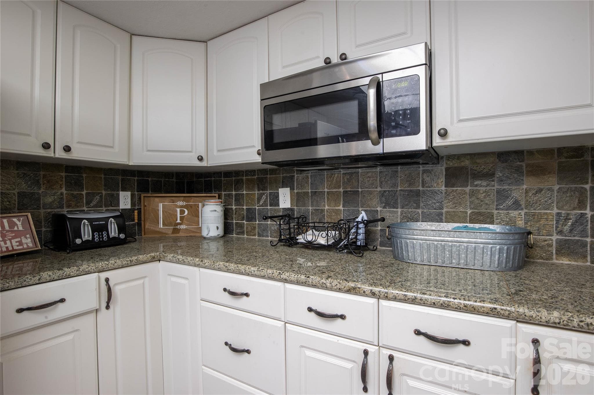 Kitchen - 84 Sheets Farm Road, Bakersville