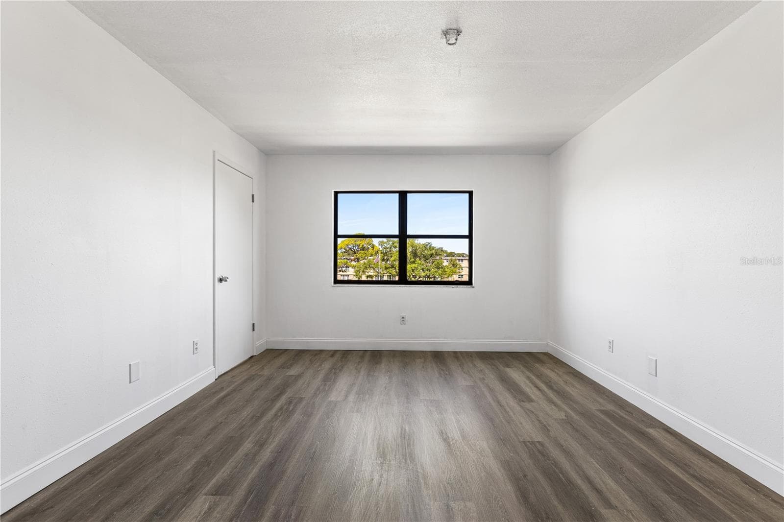 Condominium at 5080 LOCUST ST NE #322, ST PETERSBURG, photo 12 of 28