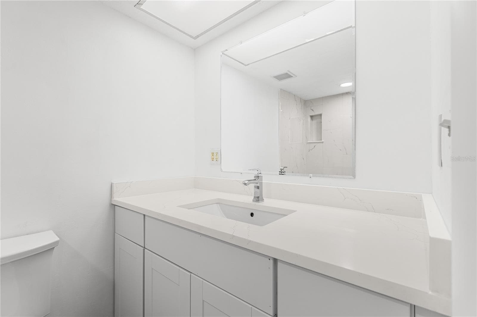 Condominium at 5080 LOCUST ST NE #322, ST PETERSBURG, photo 17 of 28