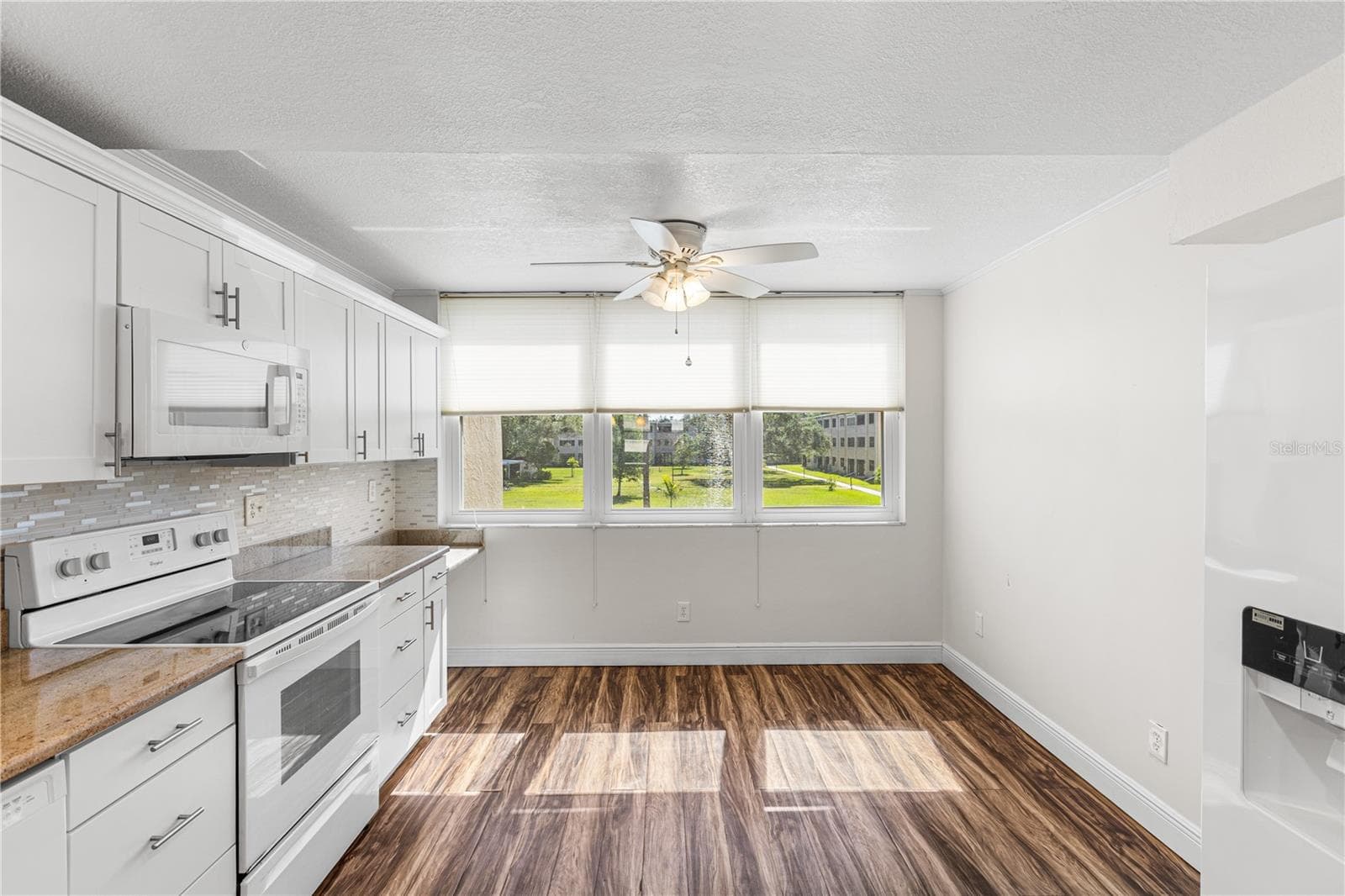 Condominium at 4915 BAY ST NE #224, ST PETERSBURG, photo 21 of 31