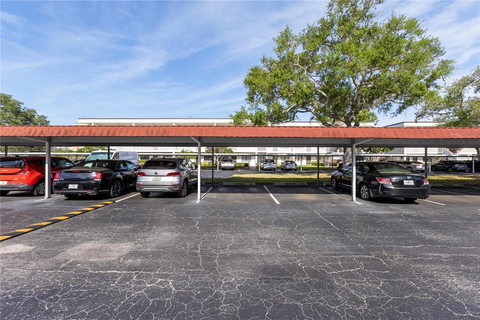 Condominium at 4915 BAY ST NE #224, ST PETERSBURG, photo 28 of 31