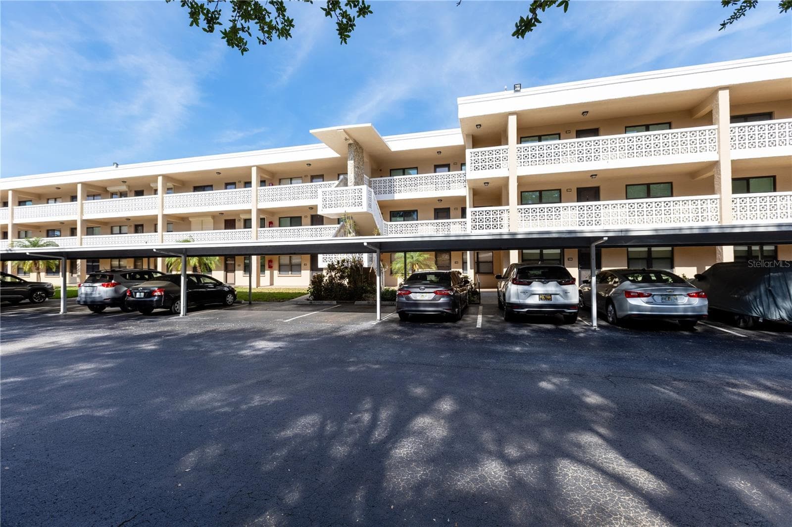 Condominium at 4915 BAY ST NE #224, ST PETERSBURG, photo 29 of 31