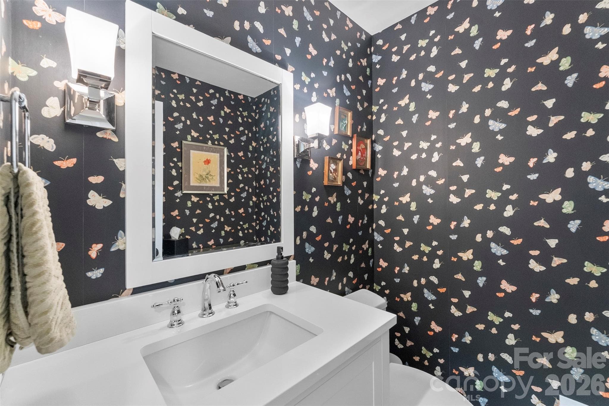 Single Family Residence at 6613 Rocky Falls Road, Charlotte, photo 21 of 42