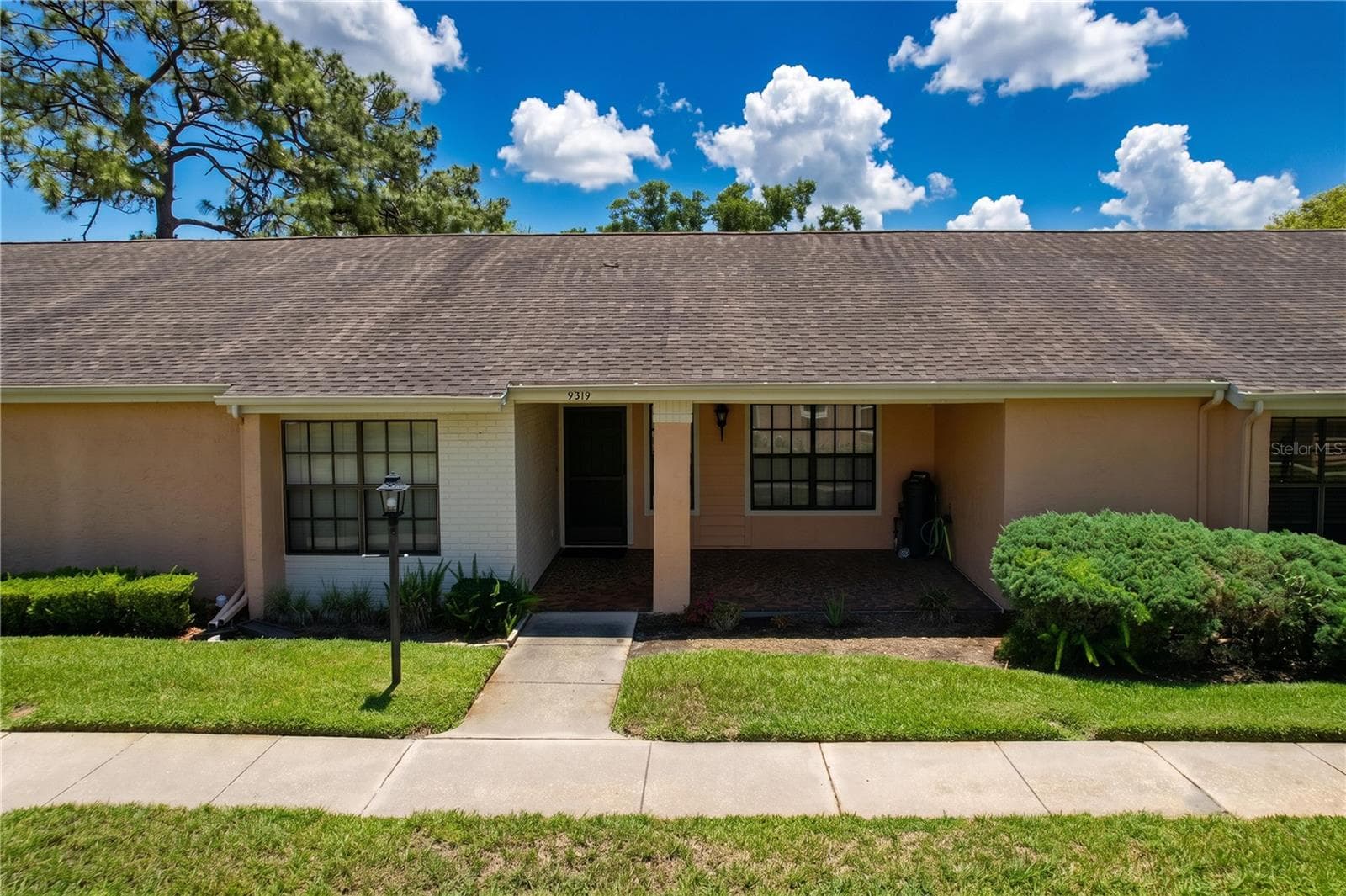 Villa at 9319 TROWBRIDGE CT, NEW PORT RICHEY, photo 2 of 78