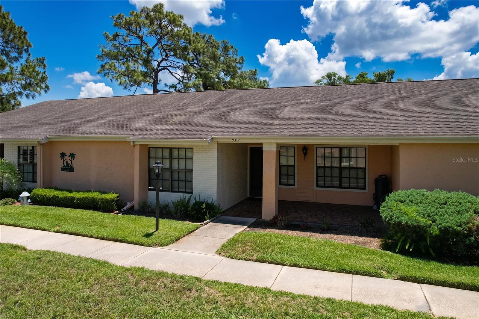 Villa at 9319 TROWBRIDGE CT, NEW PORT RICHEY, photo 3 of 78