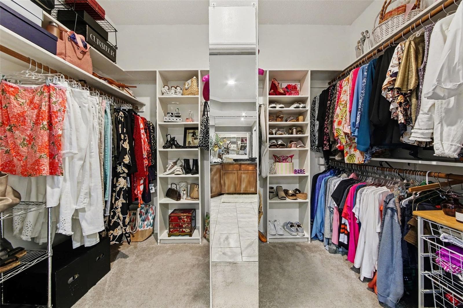 Master BR closet - 2406 SWEETWATER COUNTRY CLUB DR, APOPKA