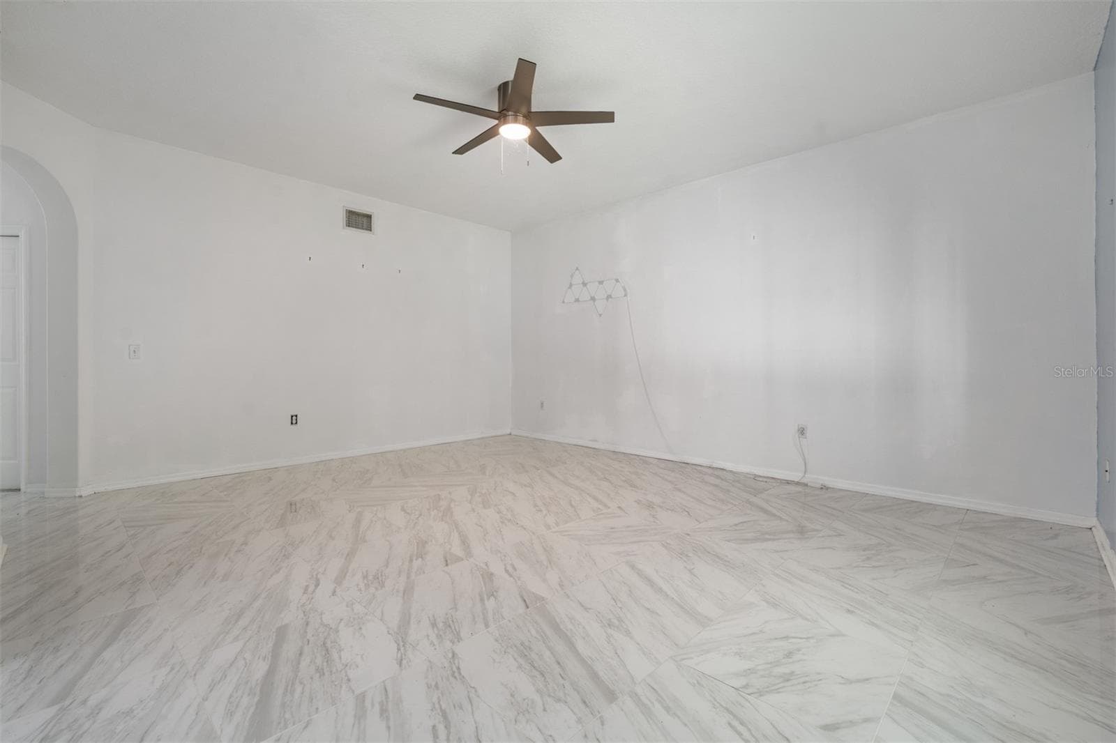 Single Family Residence at 380 ROSALIND LN, OLDSMAR, photo 15 of 55