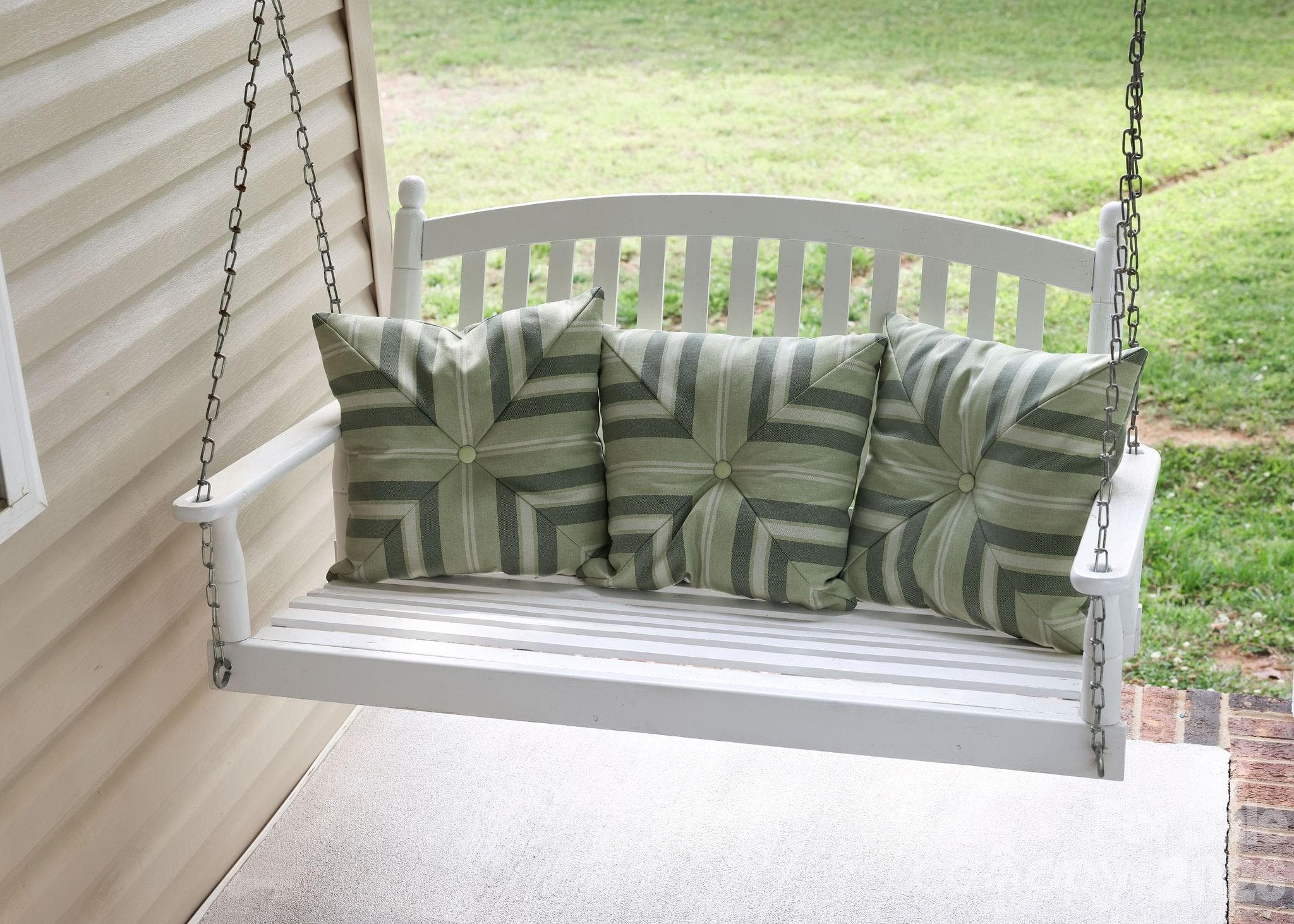 Relax - refreshed porch swing - Belmont