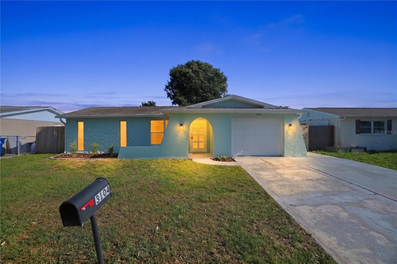 3104 SALISBURY DR
