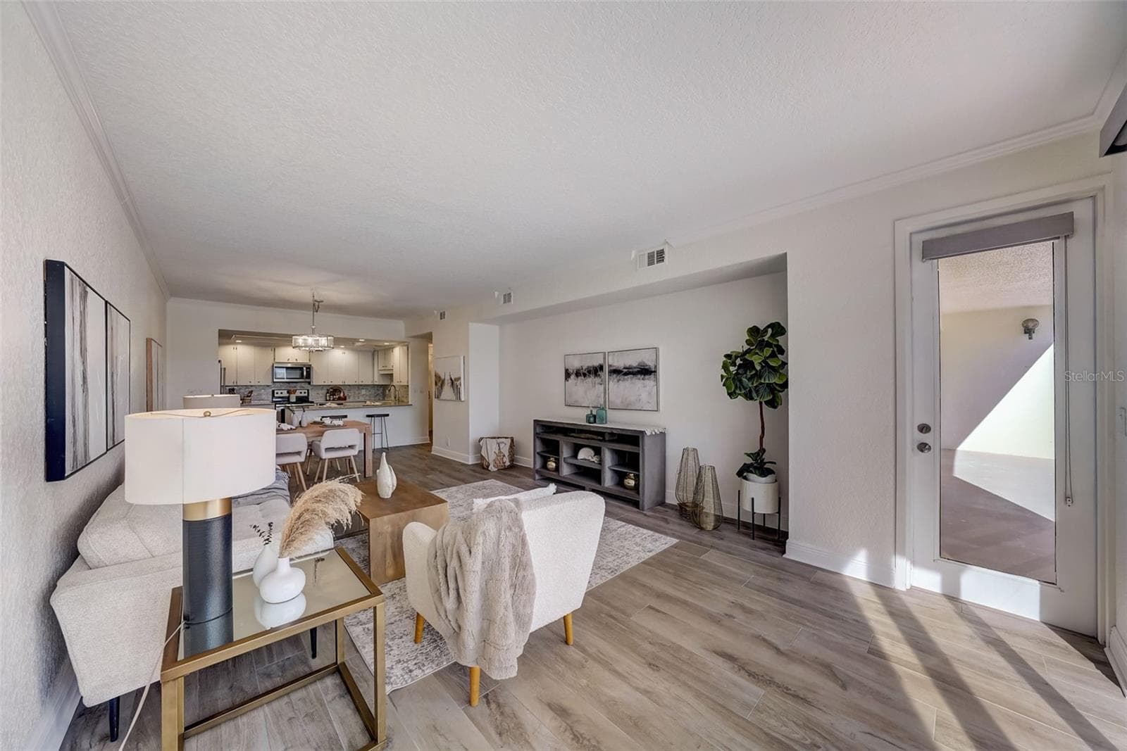 Living Room - 6 BELLEVIEW BLVD #101, BELLEAIR