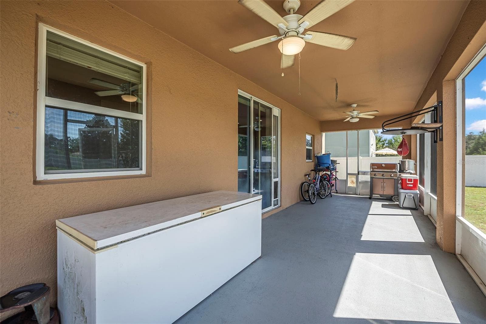 Single Family Residence at 120 LOS ARBOR DR, DELAND, photo 46 of 51