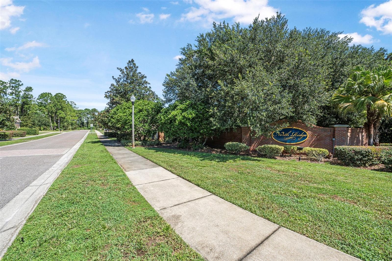 Single Family Residence at 120 LOS ARBOR DR, DELAND, photo 48 of 51