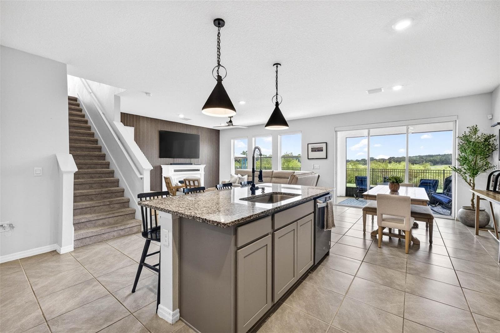 Single Family Residence at 13793 WINEBERRY DR, DADE CITY, photo 12 of 80