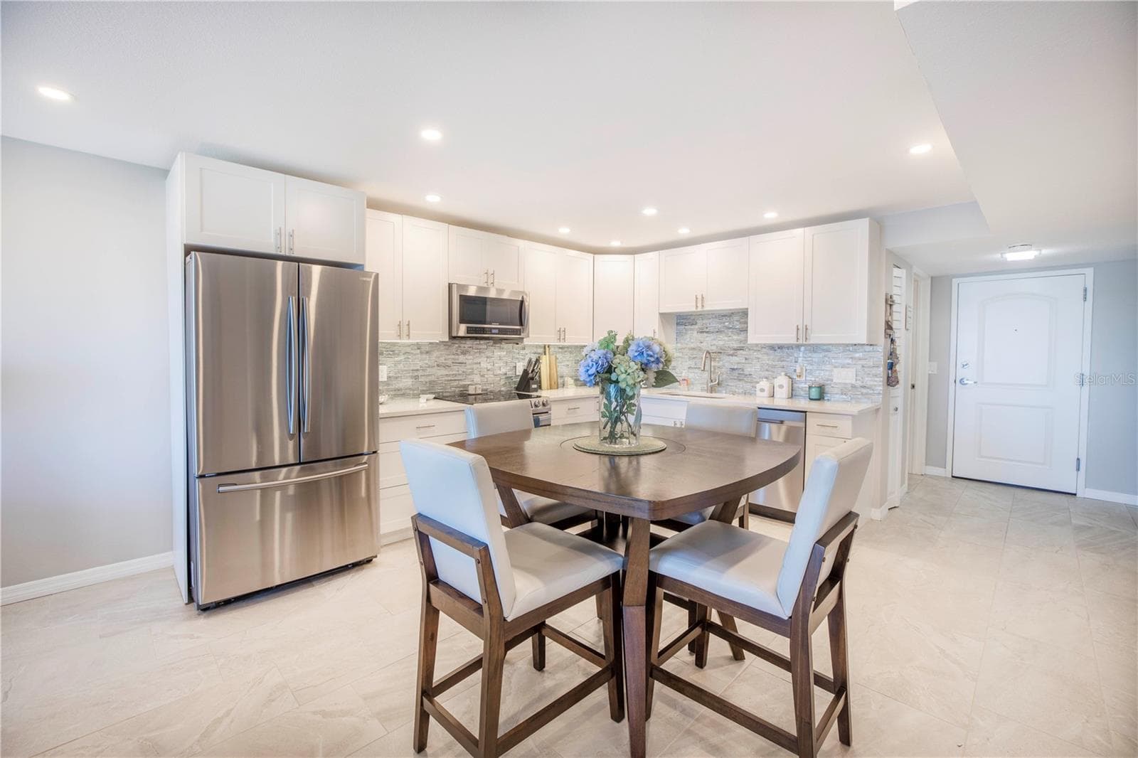 Condominium at 7300 SUN ISLAND DR S #602, SOUTH PASADENA, photo 11 of 48