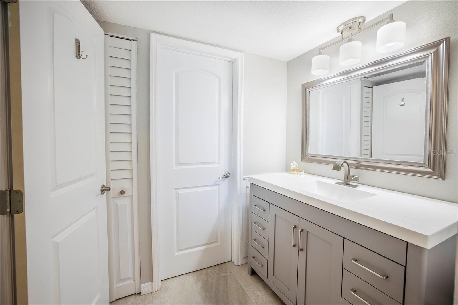 Condominium at 7300 SUN ISLAND DR S #602, SOUTH PASADENA, photo 23 of 48