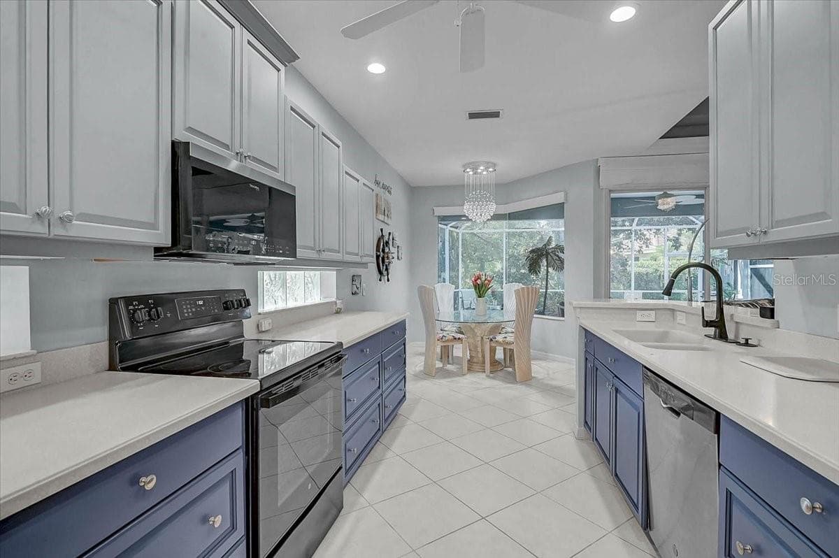 Single Family Residence at 103 BISHOPS COURT RD, OSPREY, photo 13 of 55