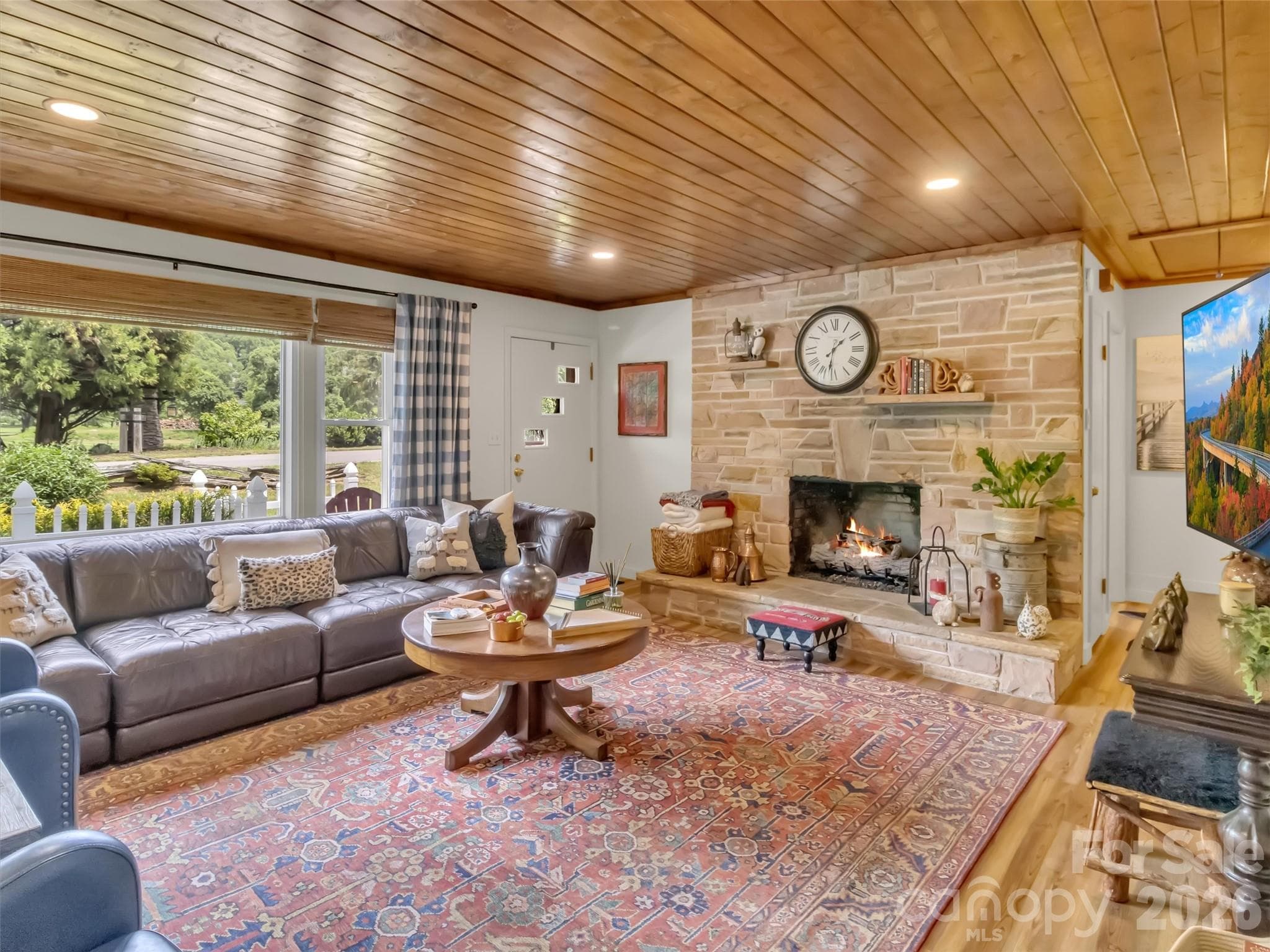 Single Family Residence at Maggie Valley, photo 7 of 33