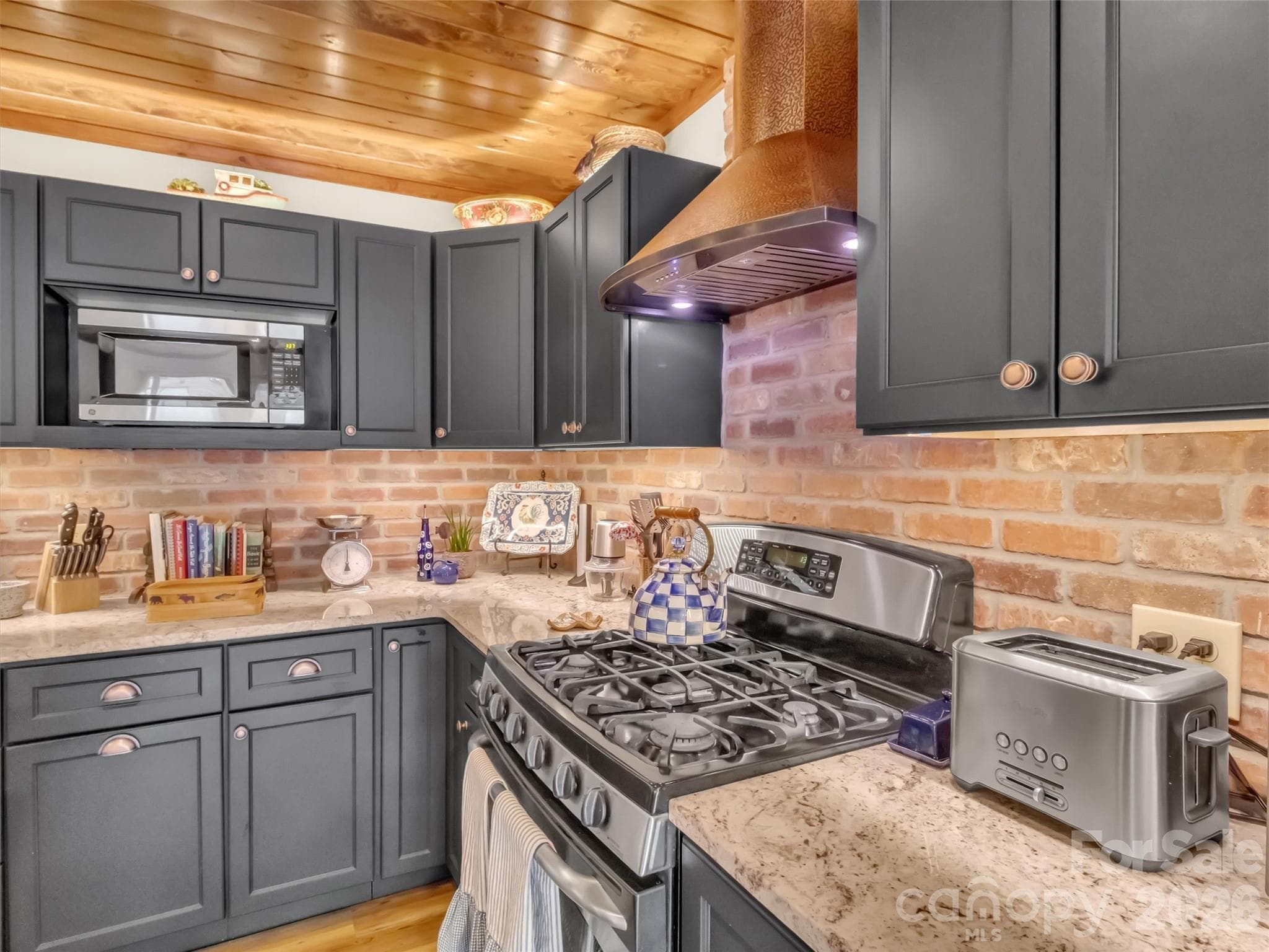 Single Family Residence at Maggie Valley, photo 10 of 33
