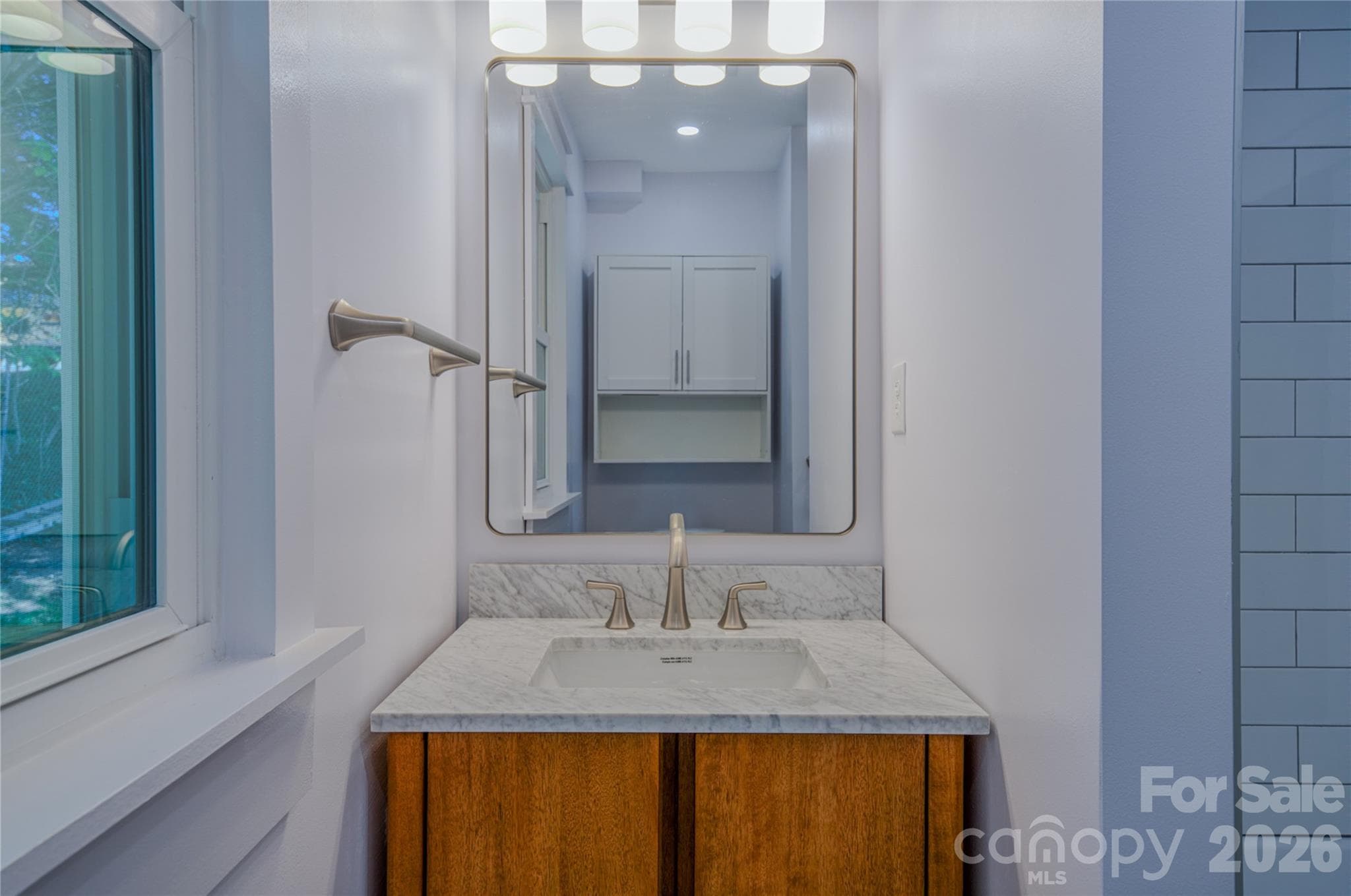 Main Bathroom - Asheville
