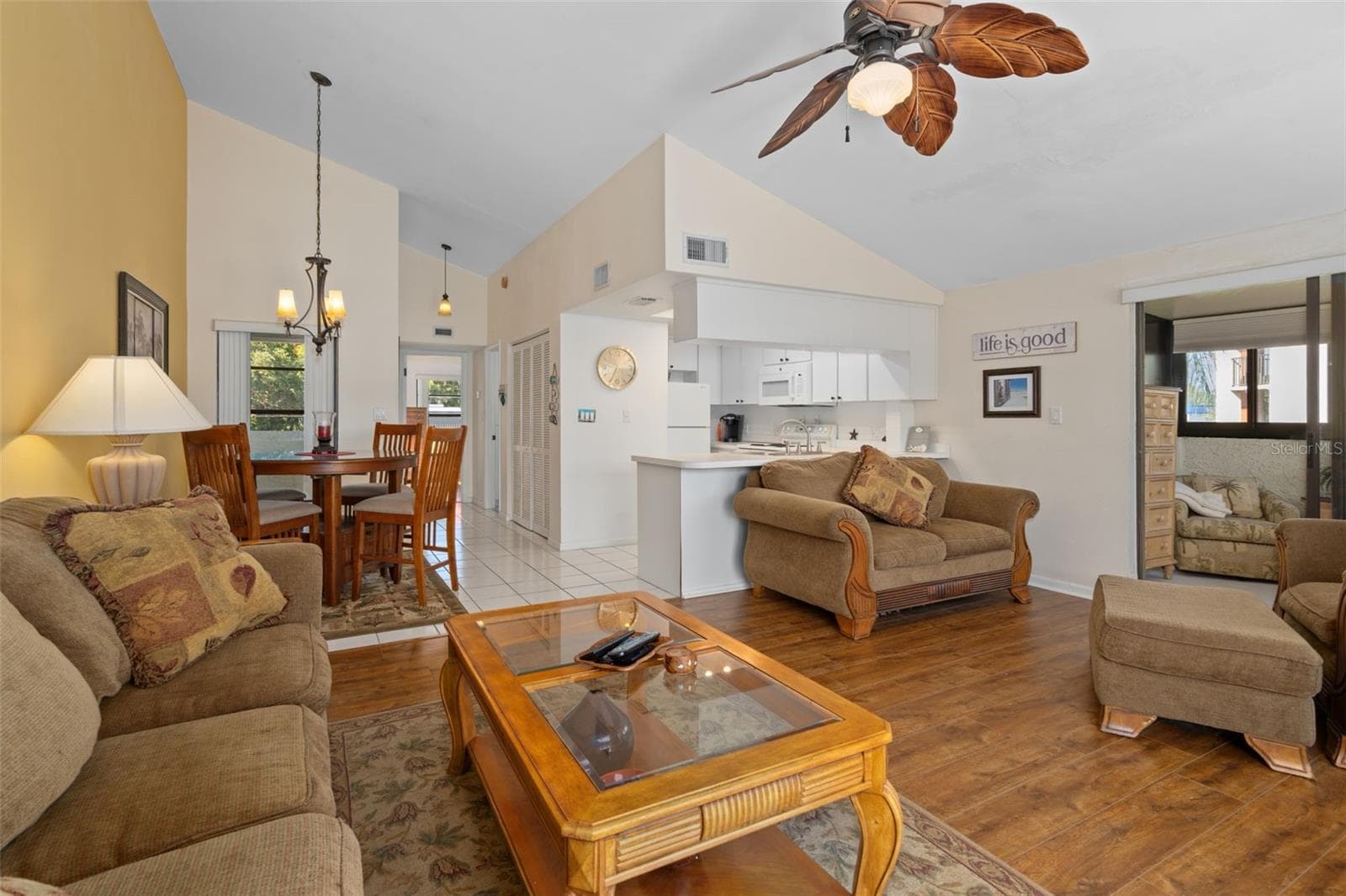 Condominium at 2571 CYPRUS DR #1-201, PALM HARBOR, photo 11 of 77