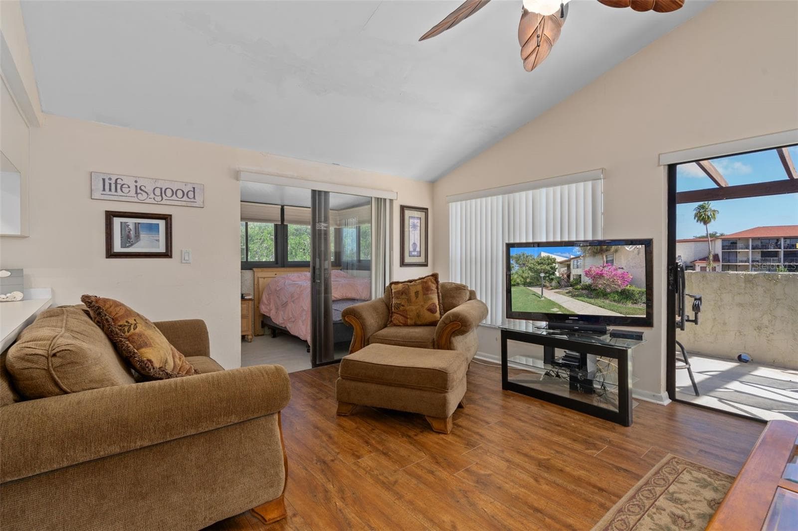 Condominium at 2571 CYPRUS DR #1-201, PALM HARBOR, photo 13 of 77