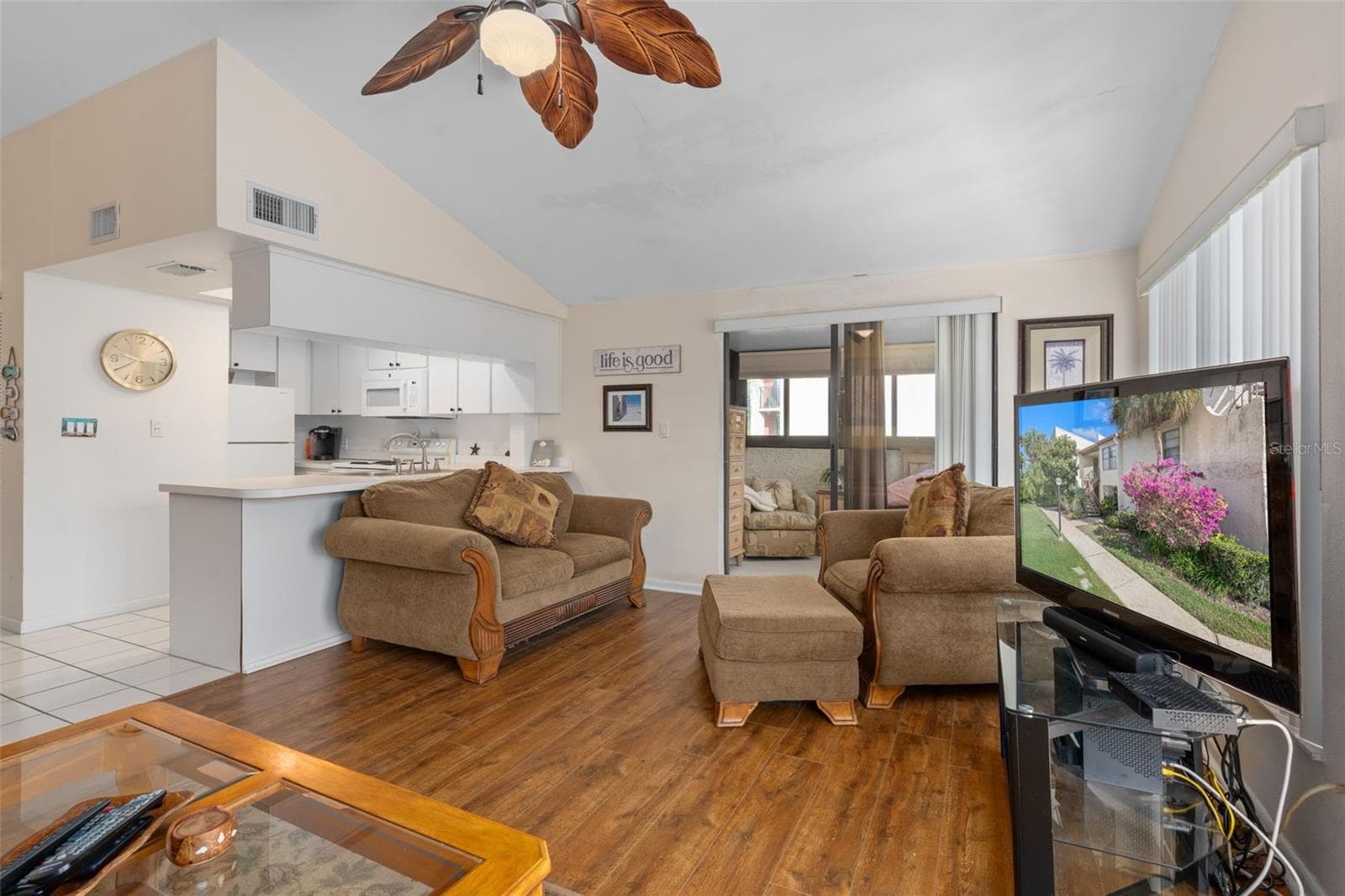 Condominium at 2571 CYPRUS DR #1-201, PALM HARBOR, photo 14 of 77