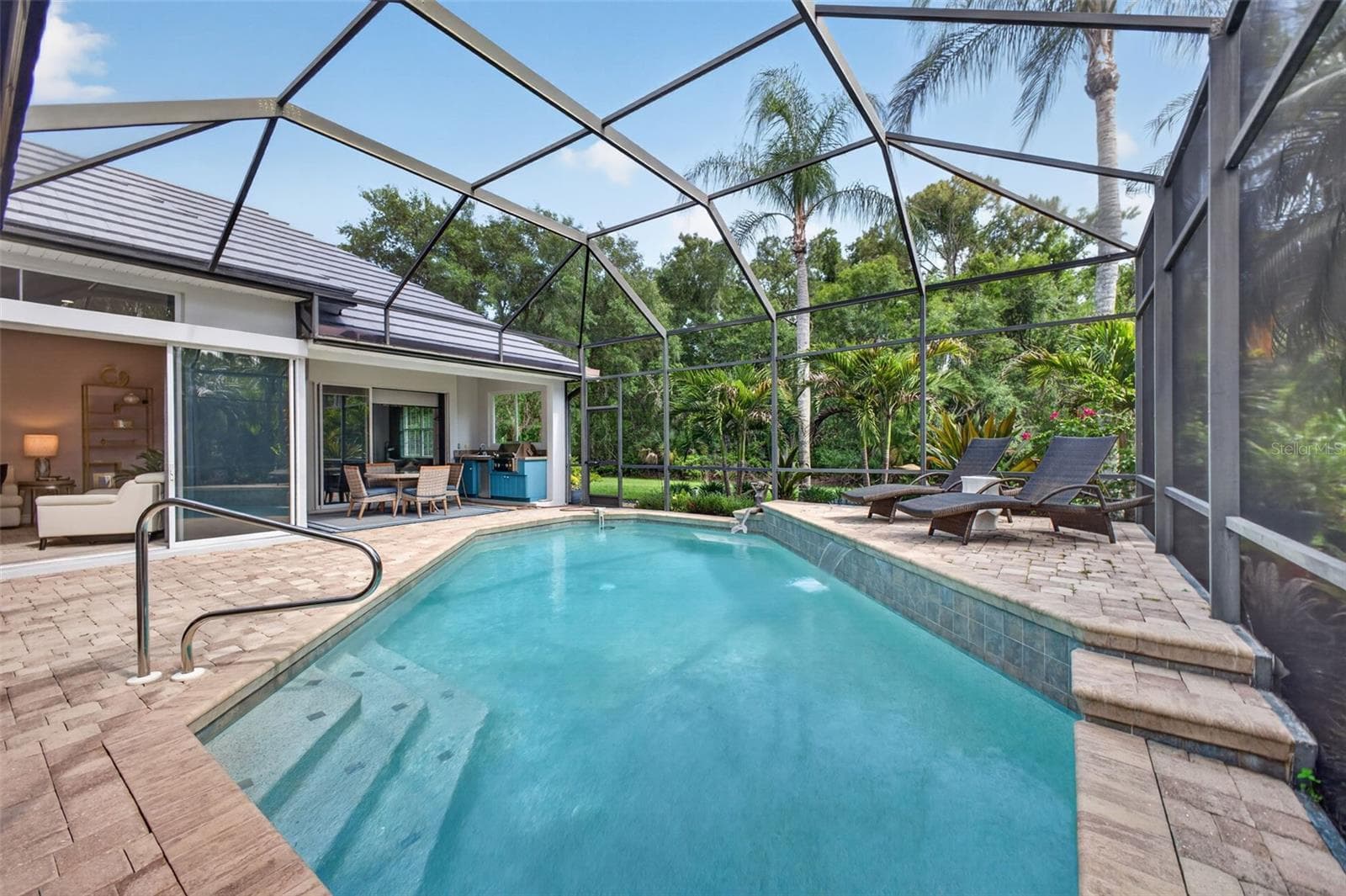 Single Family Residence at 6724 THE MASTERS AVE, LAKEWOOD RANCH, photo 10 of 66