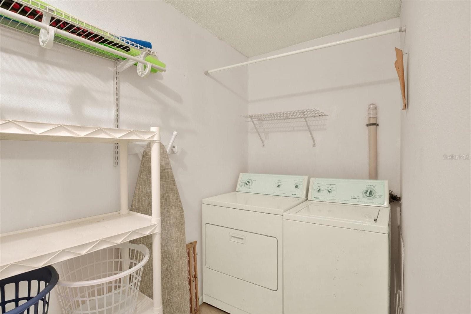 Laundry - 169 MEDALLION BLVD #E, MADEIRA BEACH