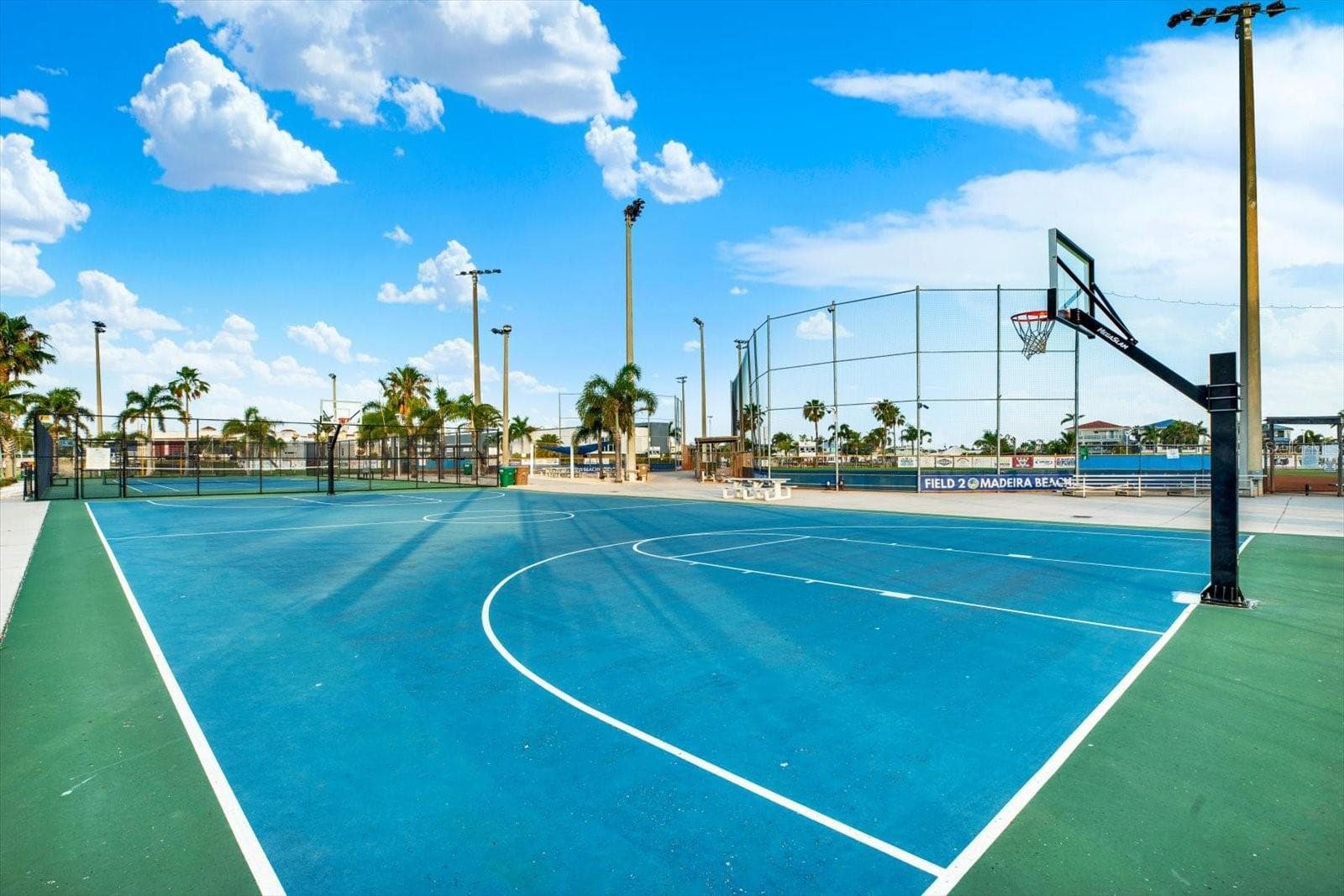 Community Tennis Court - 169 MEDALLION BLVD #E, MADEIRA BEACH