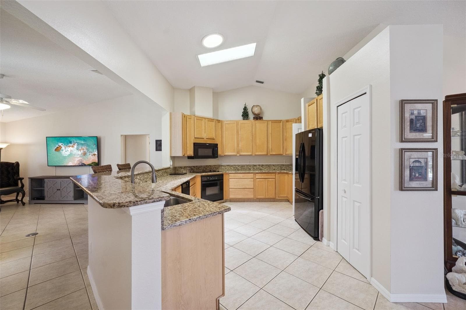 Kitchen - 21101 BRAVEHEART DR, LEESBURG
