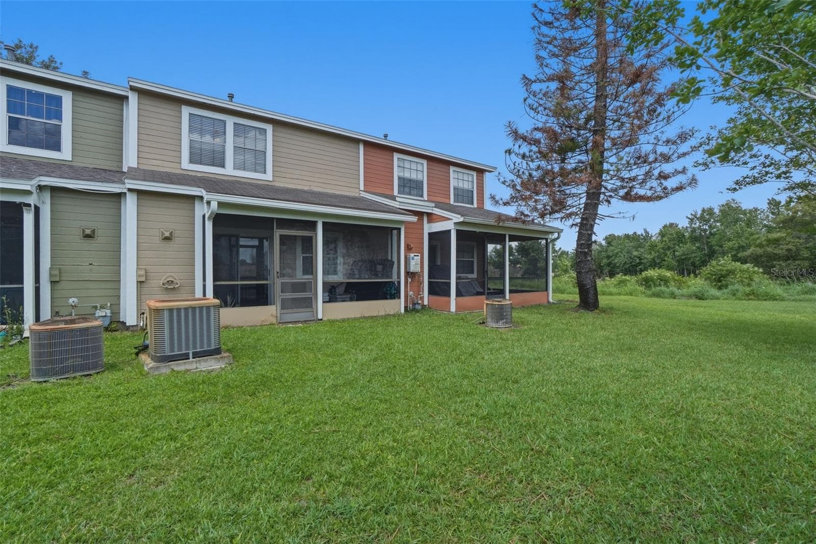 Townhouse at 2025 WATERLEAF ST, ORLANDO, photo 27 of 43
