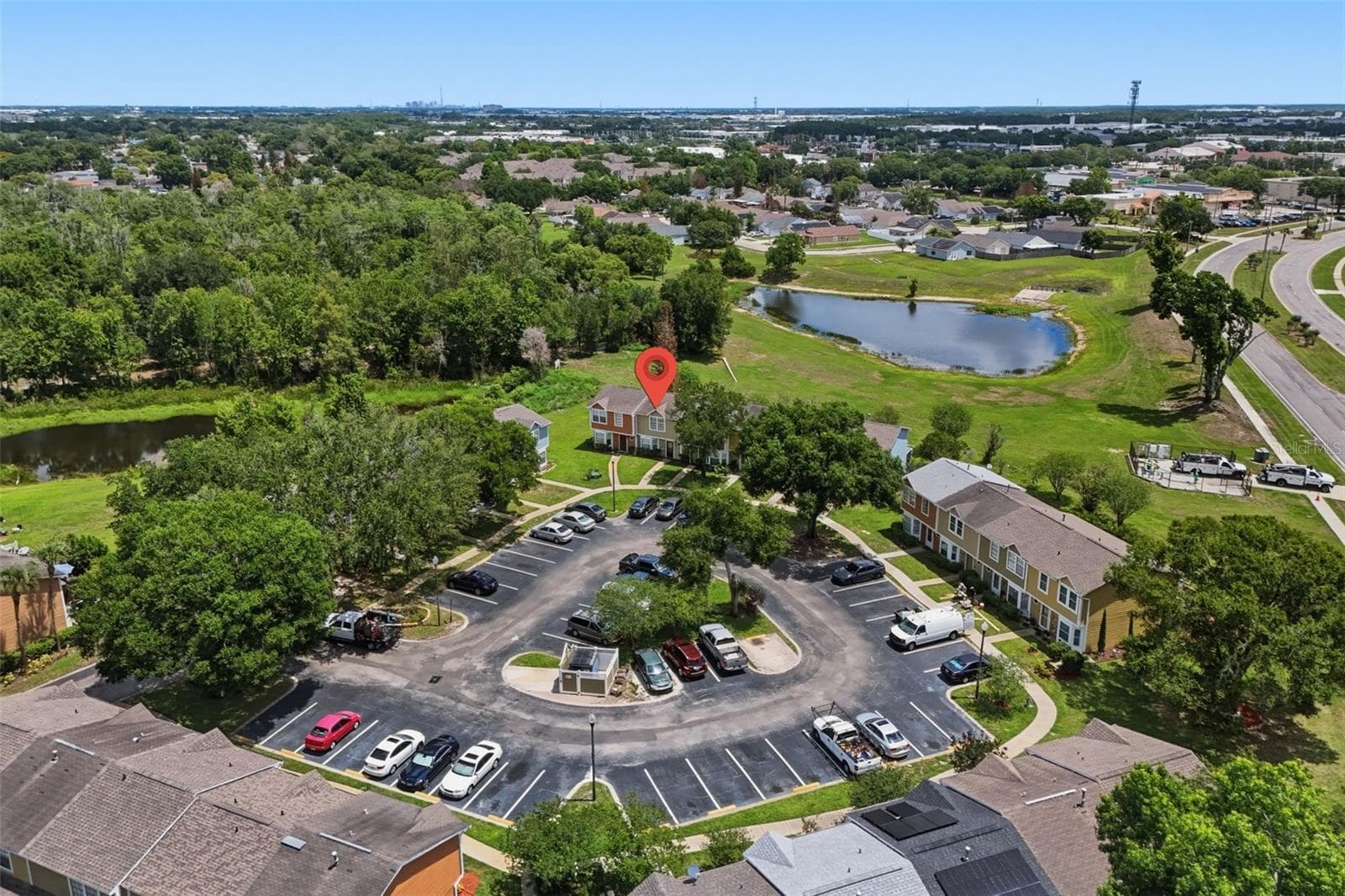 Townhouse at 2025 WATERLEAF ST, ORLANDO, photo 35 of 43
