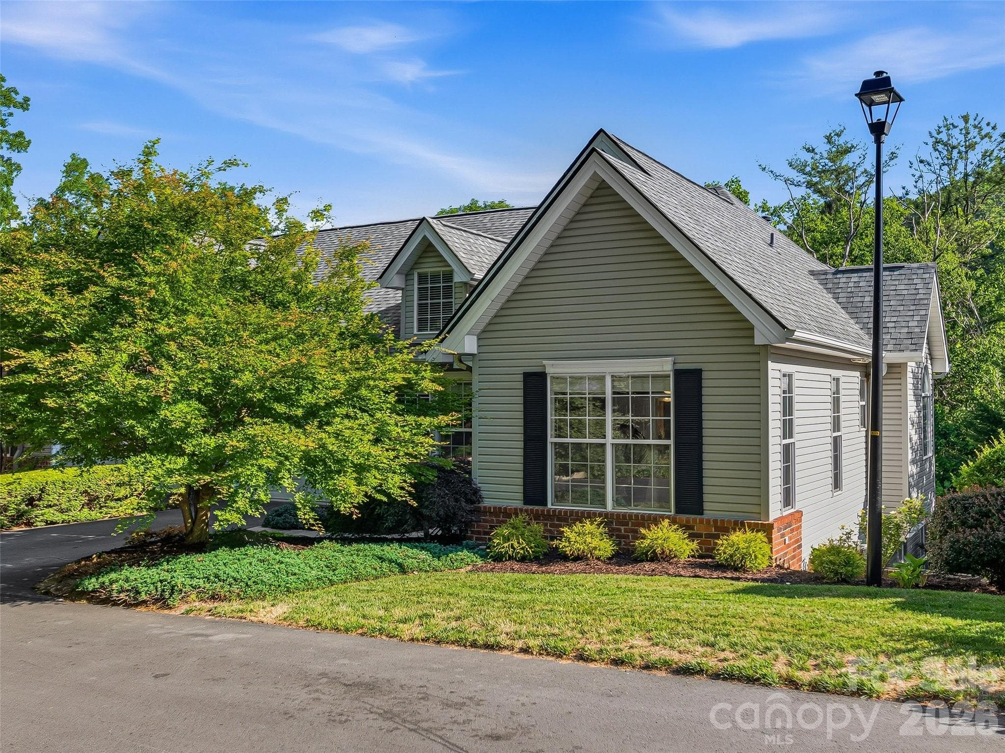 Townhouse at 117 Hibiscus Lane, Asheville, photo 2 of 30
