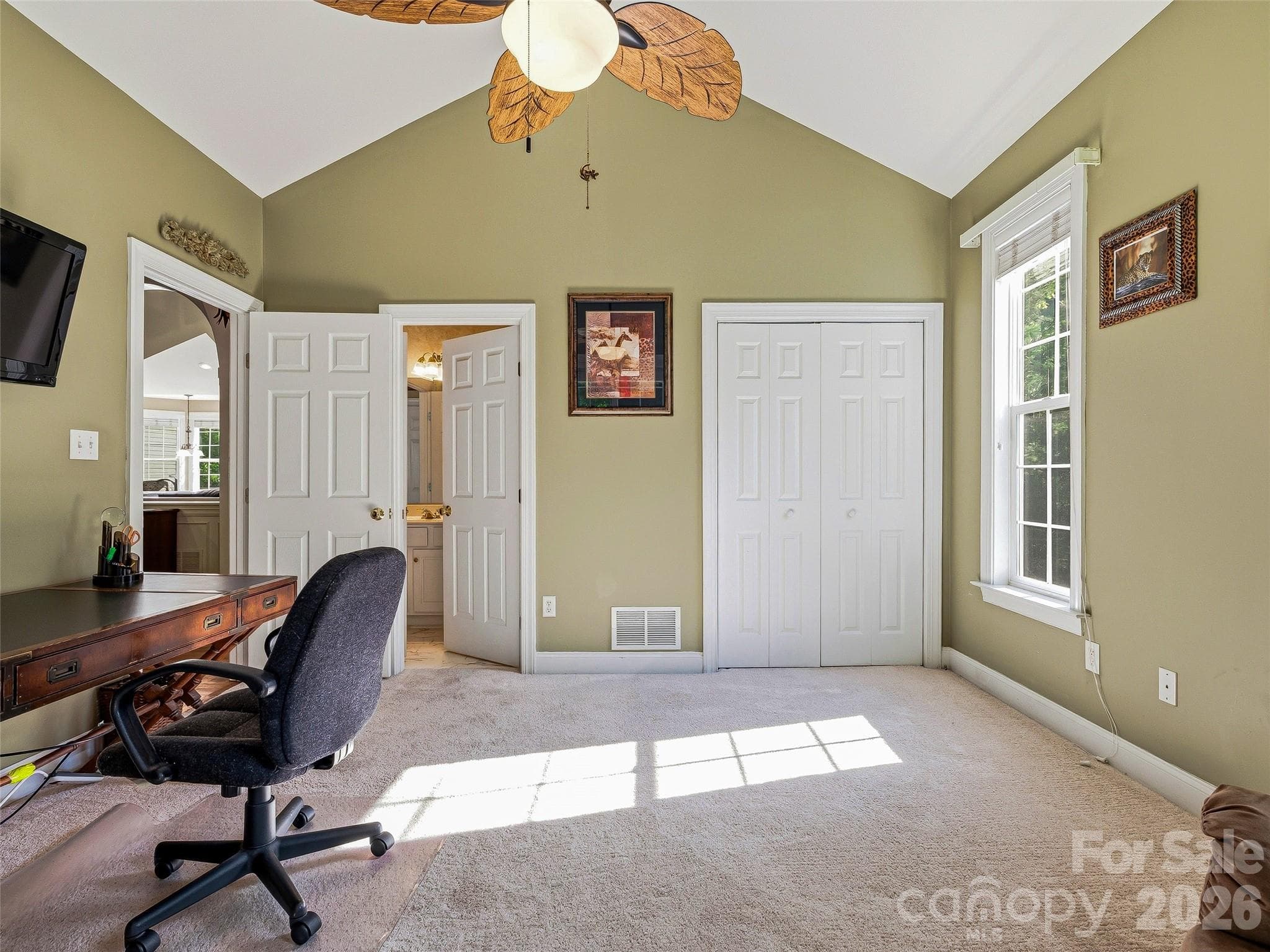 Townhouse at 117 Hibiscus Lane, Asheville, photo 16 of 30
