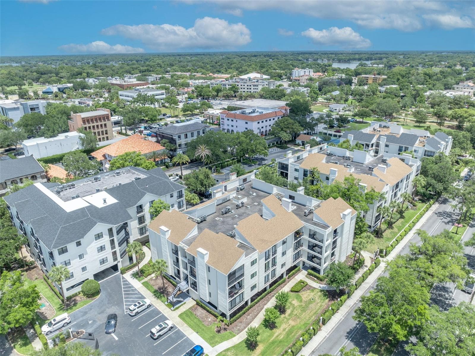 Park West is also convenient to Winter Park's business district, as well as acclaimed Rollins College. - 300 CAROLINA AVE #402C, WINTER PARK
