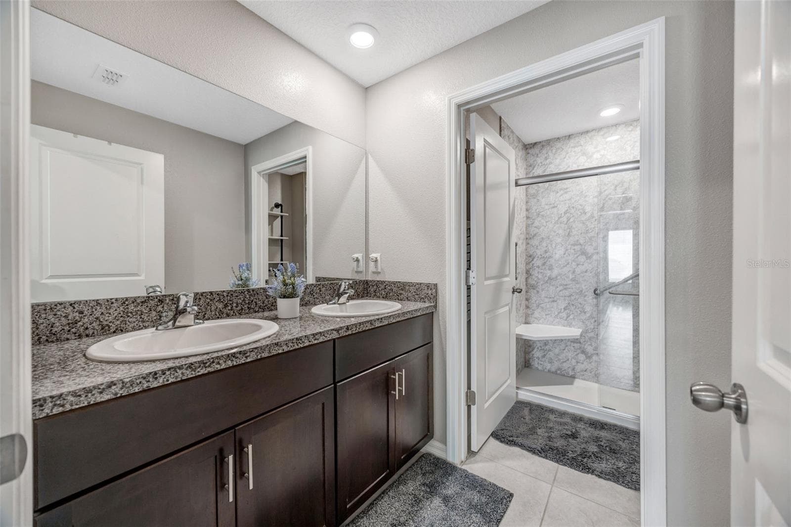 Single Family Residence at 138 RAIN BERRY AVE, RUSKIN, photo 13 of 58