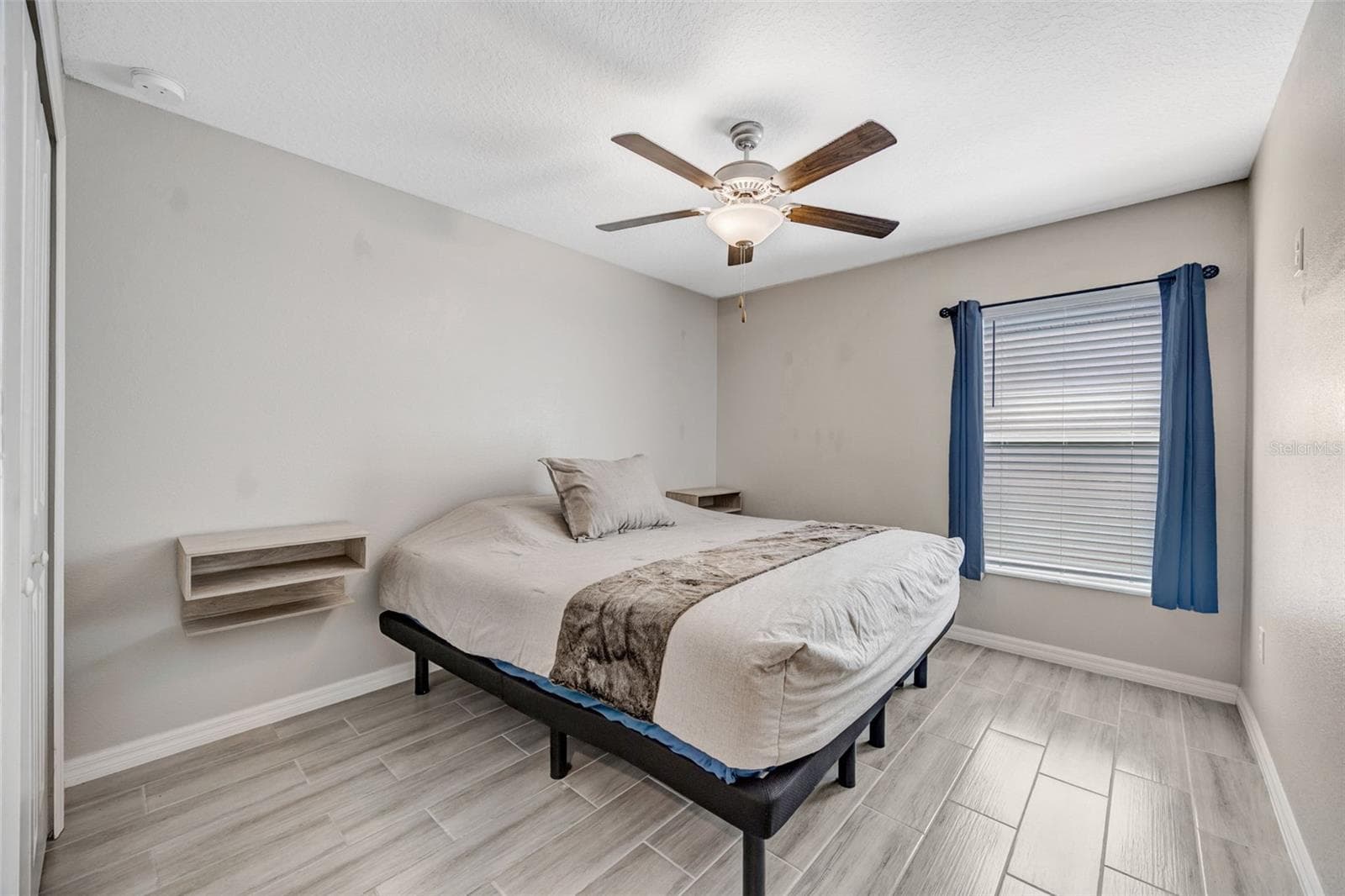 Single Family Residence at 138 RAIN BERRY AVE, RUSKIN, photo 17 of 58