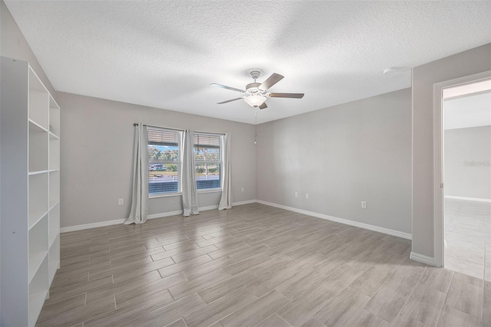 Single Family Residence at 138 RAIN BERRY AVE, RUSKIN, photo 25 of 58