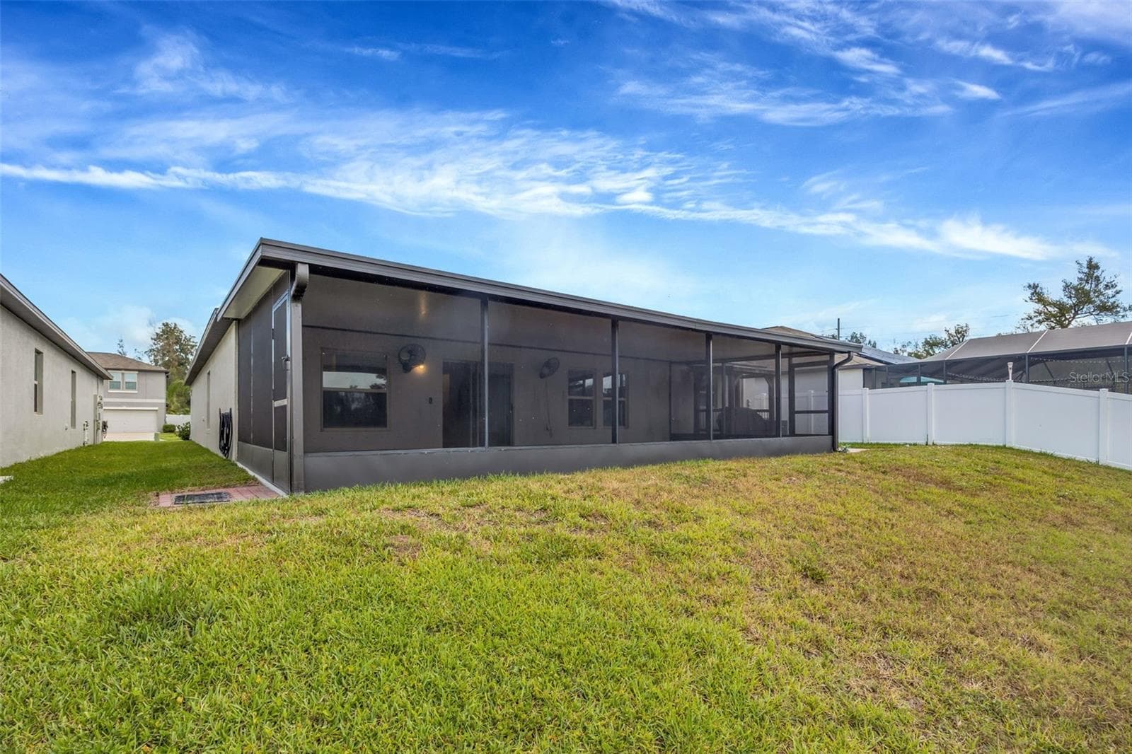 Single Family Residence at 138 RAIN BERRY AVE, RUSKIN, photo 51 of 58