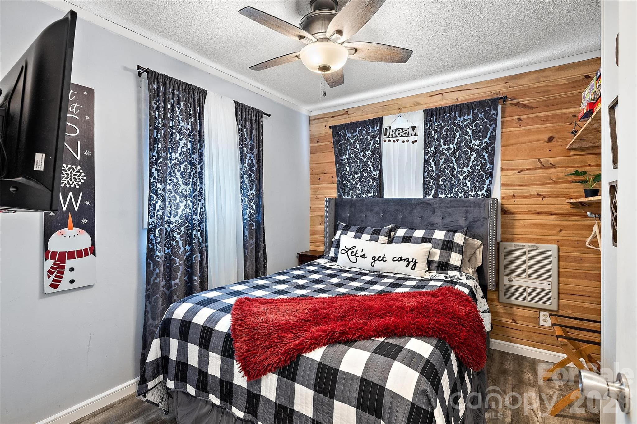 Wood Accent Wall - Beech Mountain
