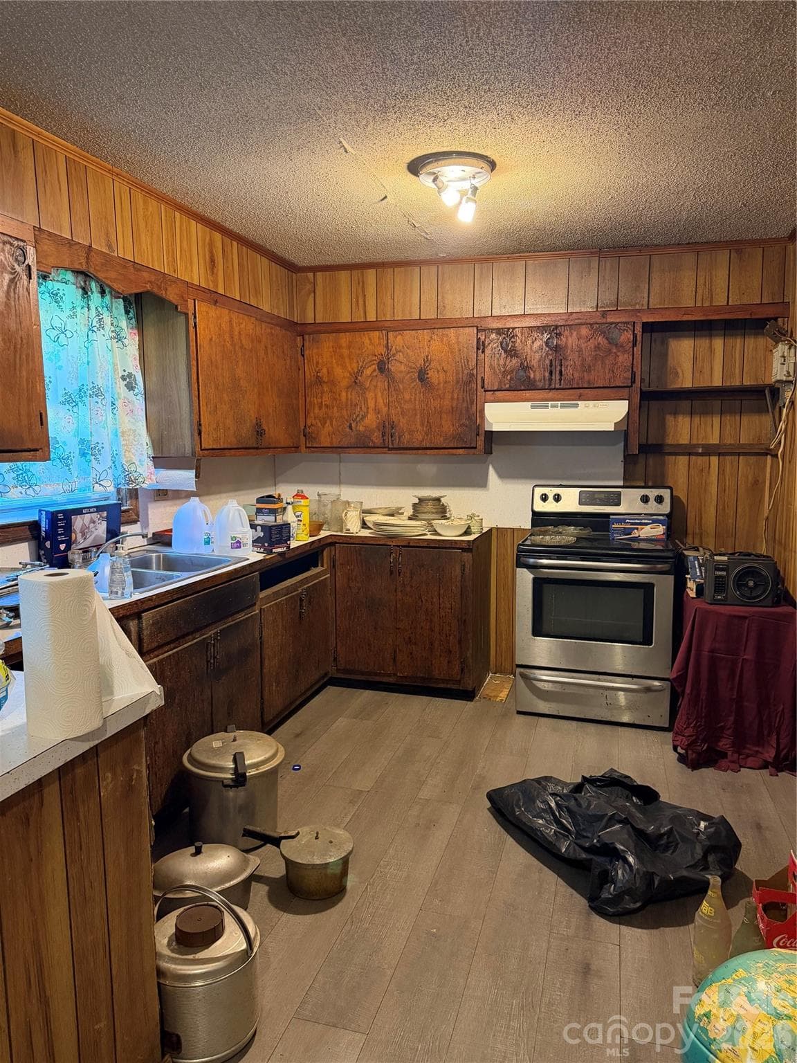 Single Family Residence at 2360 Baton Rouge Road, Chester, photo 12 of 20