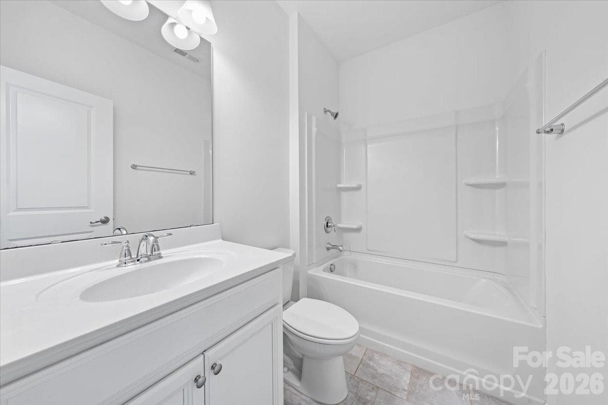 Guest Bathroom - 108 Prairie View Court, Belmont