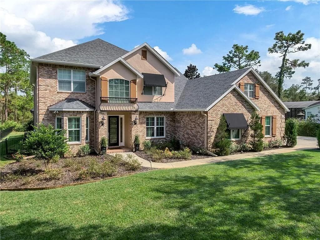 Single Family Residence at 2660 WINNEMISSETT OAKS DR, DELAND, photo 2 of 57