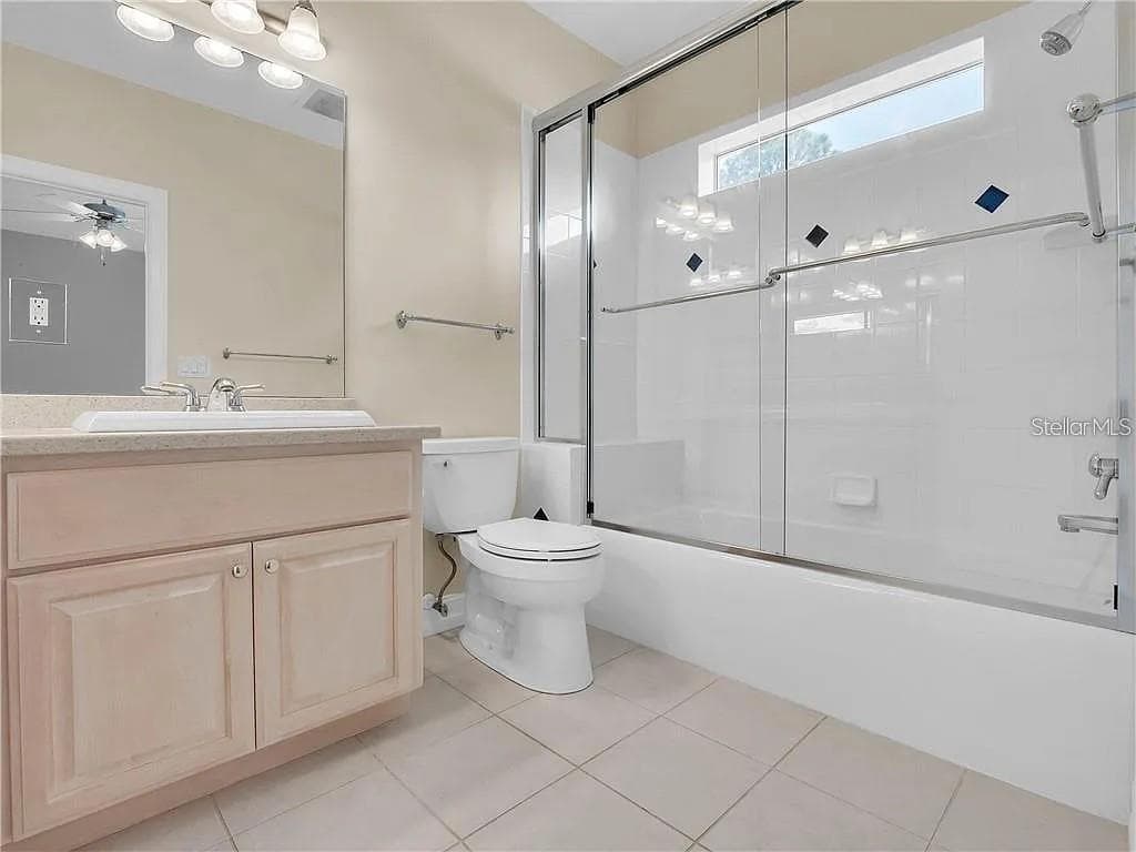 Single Family Residence at 2660 WINNEMISSETT OAKS DR, DELAND, photo 23 of 57